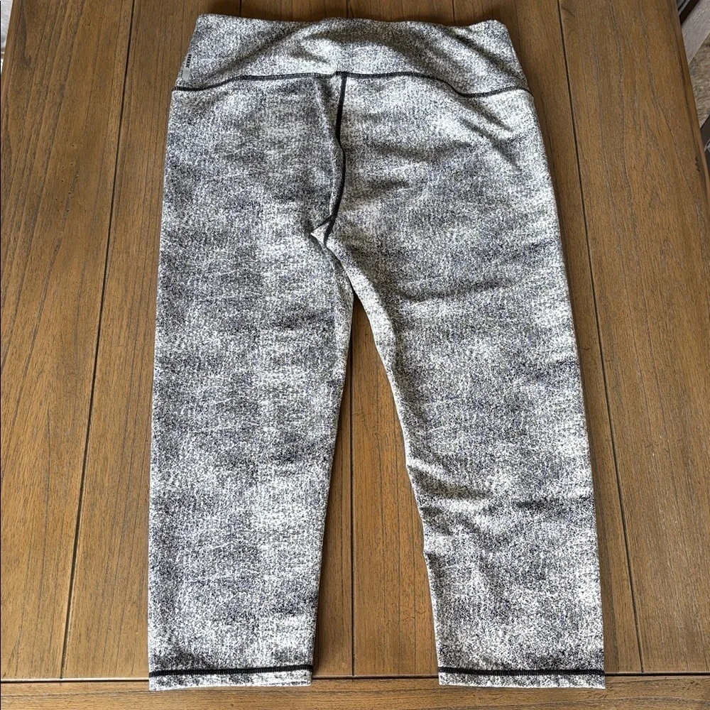 RBX live life active Women’s cropped black/white Leggings Size XL - Picture 3 of 8